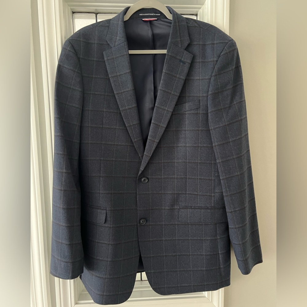 Men’s Navy Windowpane Sport Coat - size L